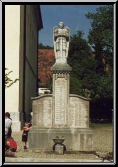 Kriegerdenkmal am Schloßplatz
